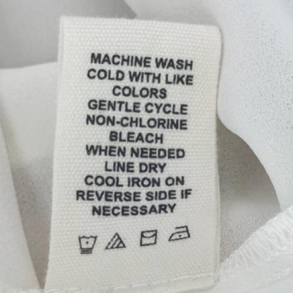 NWT Chelsea & Violet Wrap Skirt Floral Size Medium - Picture 13 of 14